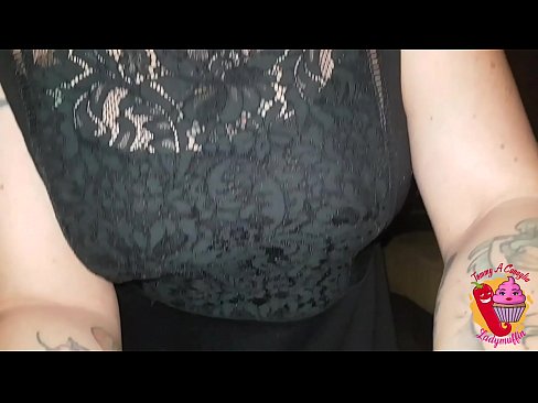 ❤️ Ang slutty stepsister ay nagbibigay sa kanya ng blowjob at Spanish ❤❌ Porno sa amin ❤